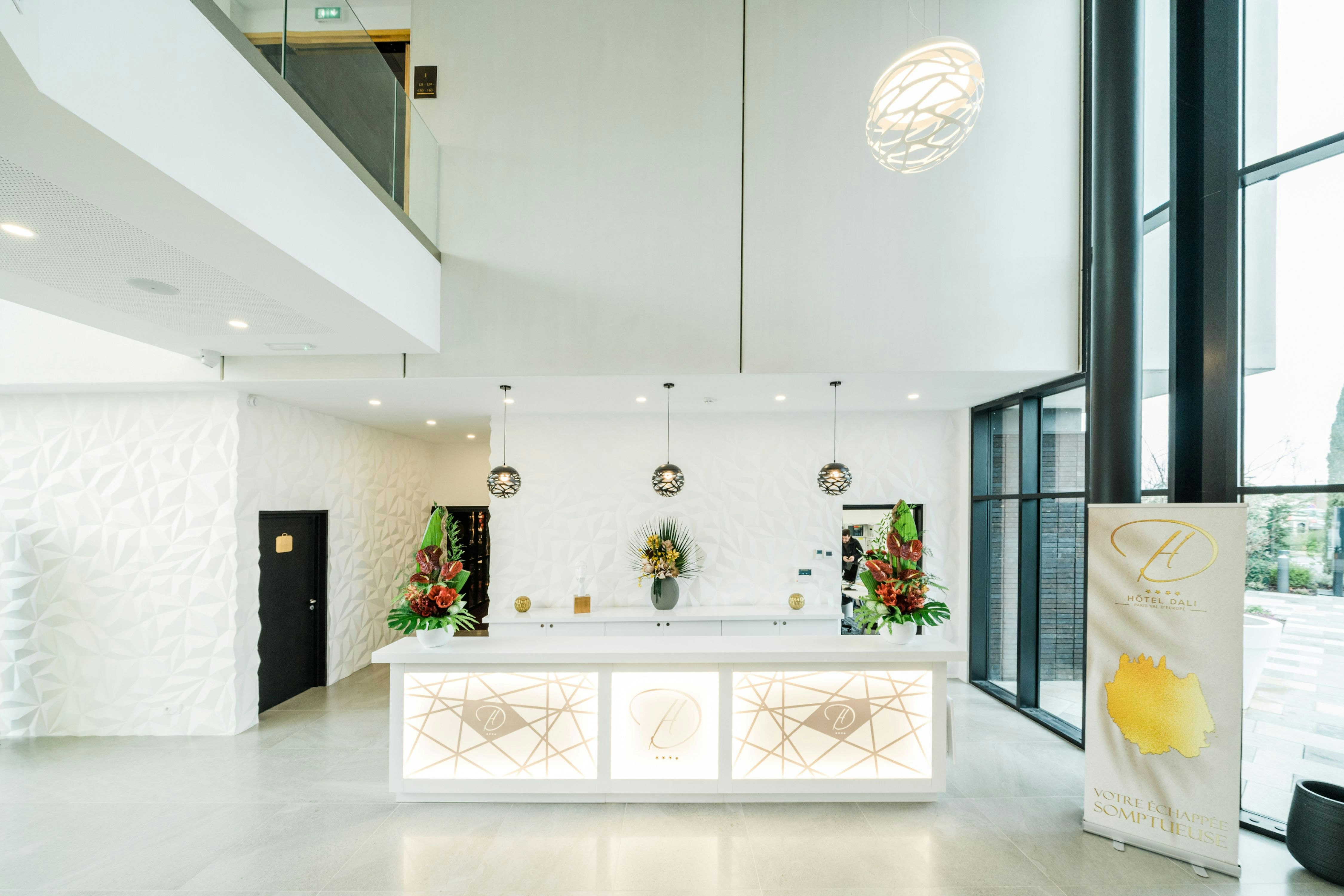 Hotel Dali Val D'Europe Tapestry Collection by Hilton 4/29