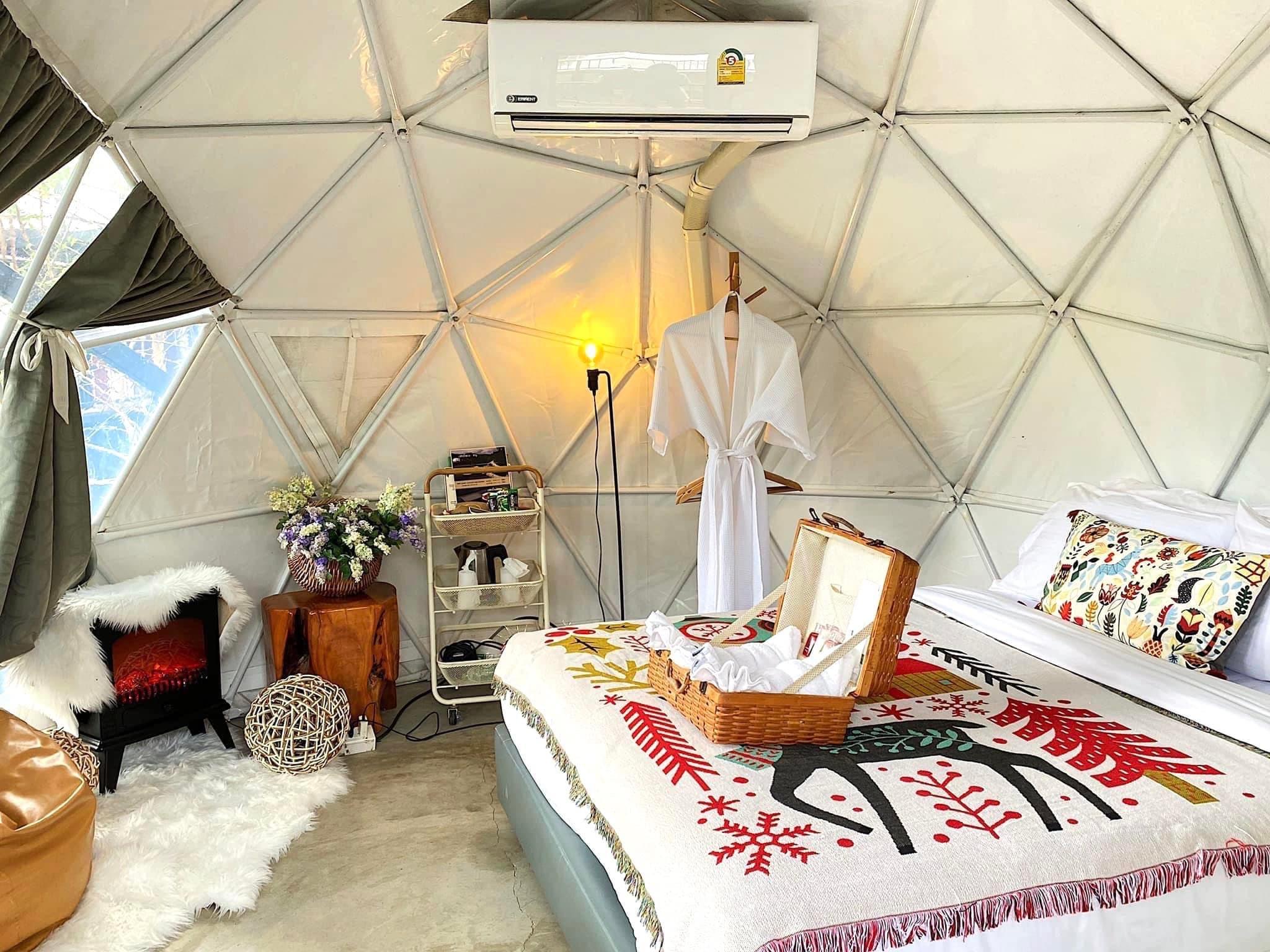 Glamping, Outdoor Bath