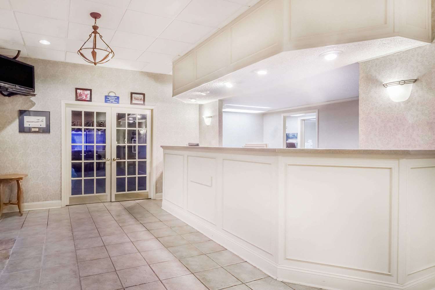 Days Inn by Wyndham Dover Downtown 2/15