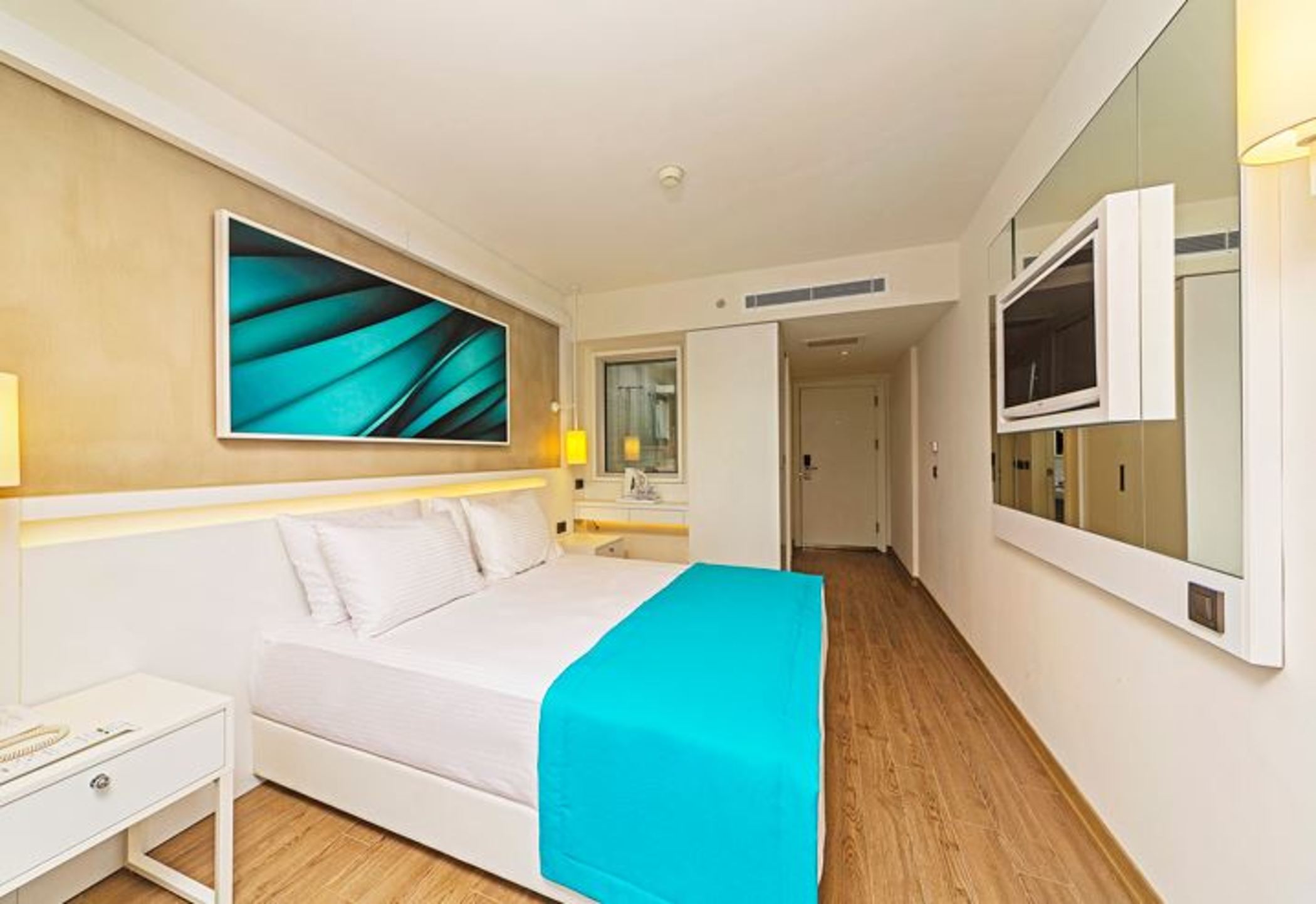 ROOM, SINGLE, DOUBLE BED, LAND VIEW