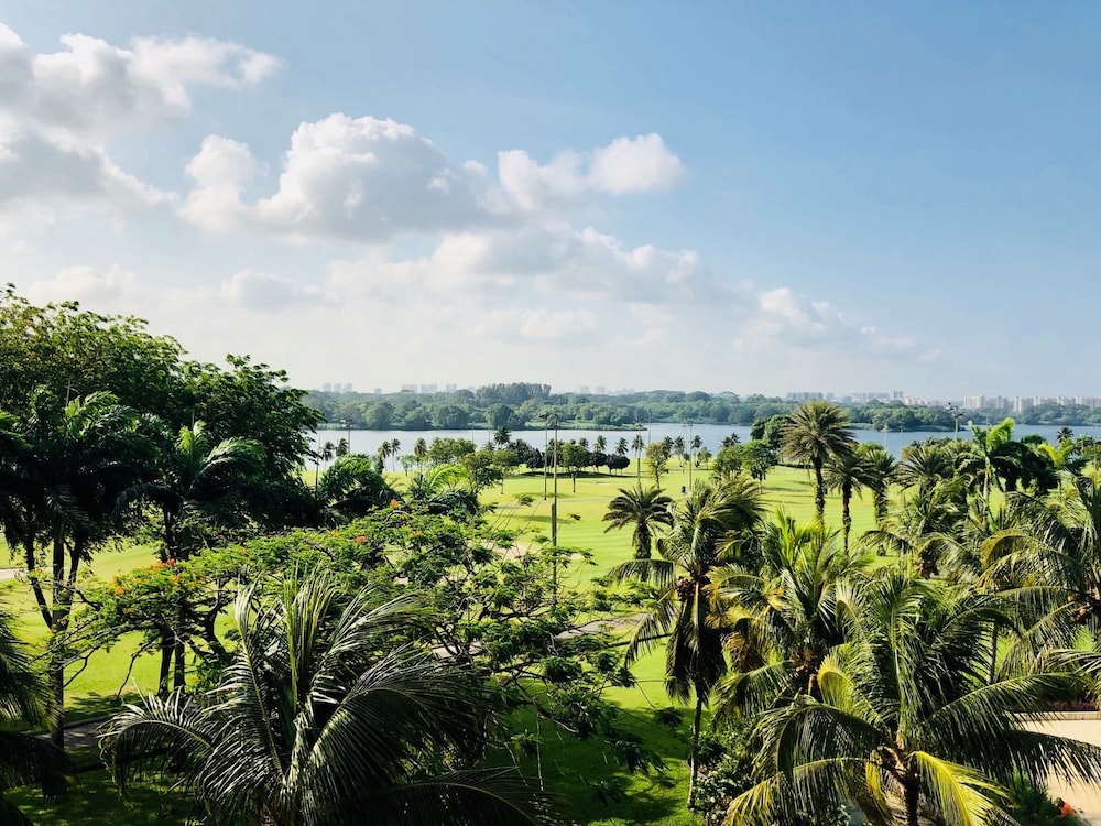 Orchid Country Club 60/64