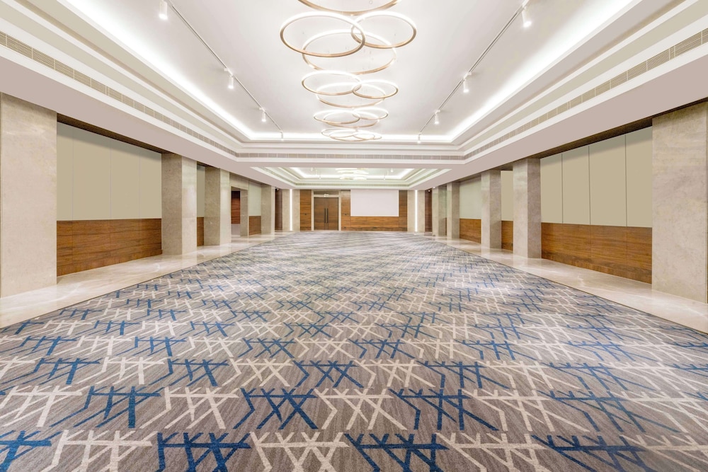 Radisson Hotel Vrindavan 42/50