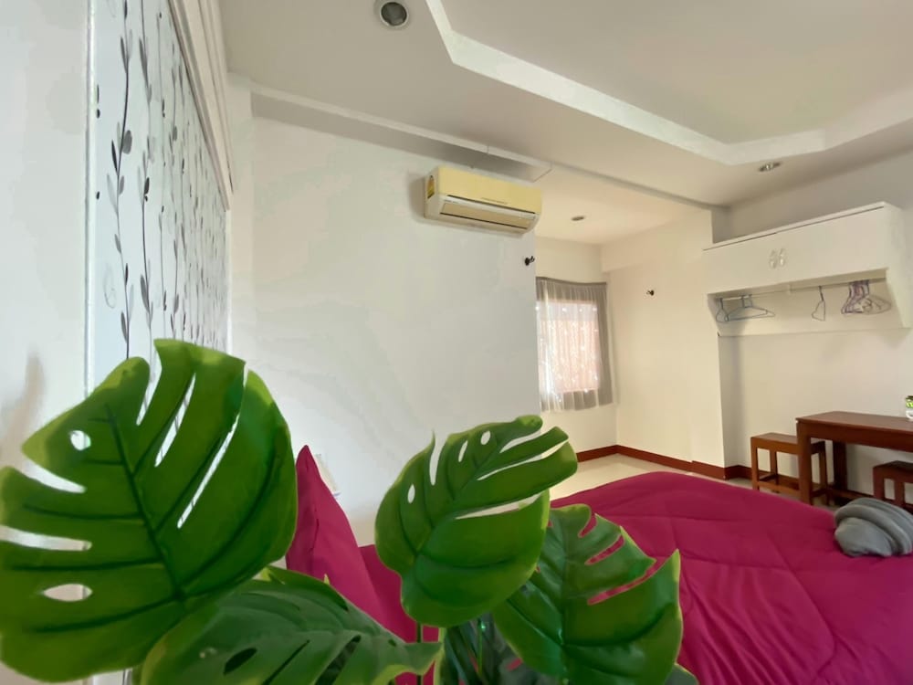 Sirasit 999 Mansion 26/33