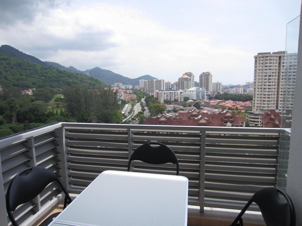 The Ceo Executive Office Suites 5/47