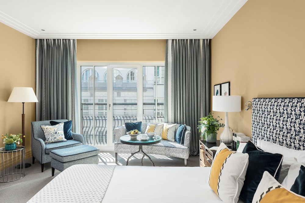 غرفة كلاسيكية بسرير كينج، ROCCO FORTE THE CHARLES HOTEL 7/10