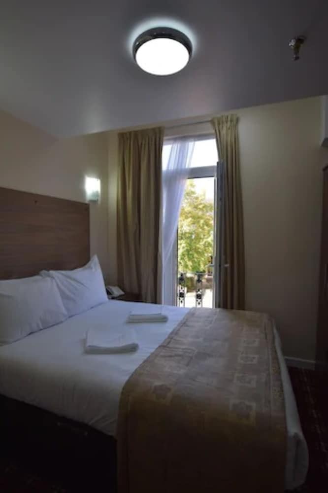 Superior, Quadruple, 2 Double Beds