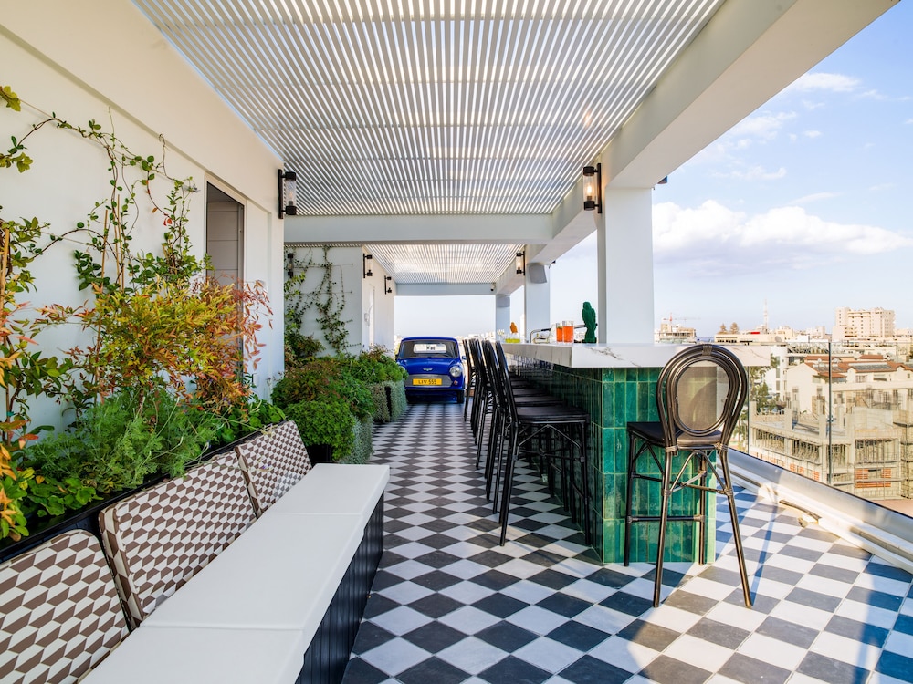 Liv Urban Larnaca 13/50