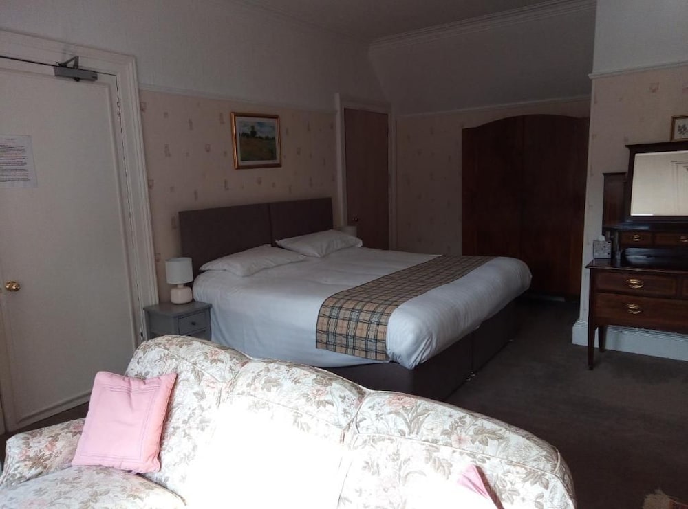 Whitchester Christian Guest House 17/50