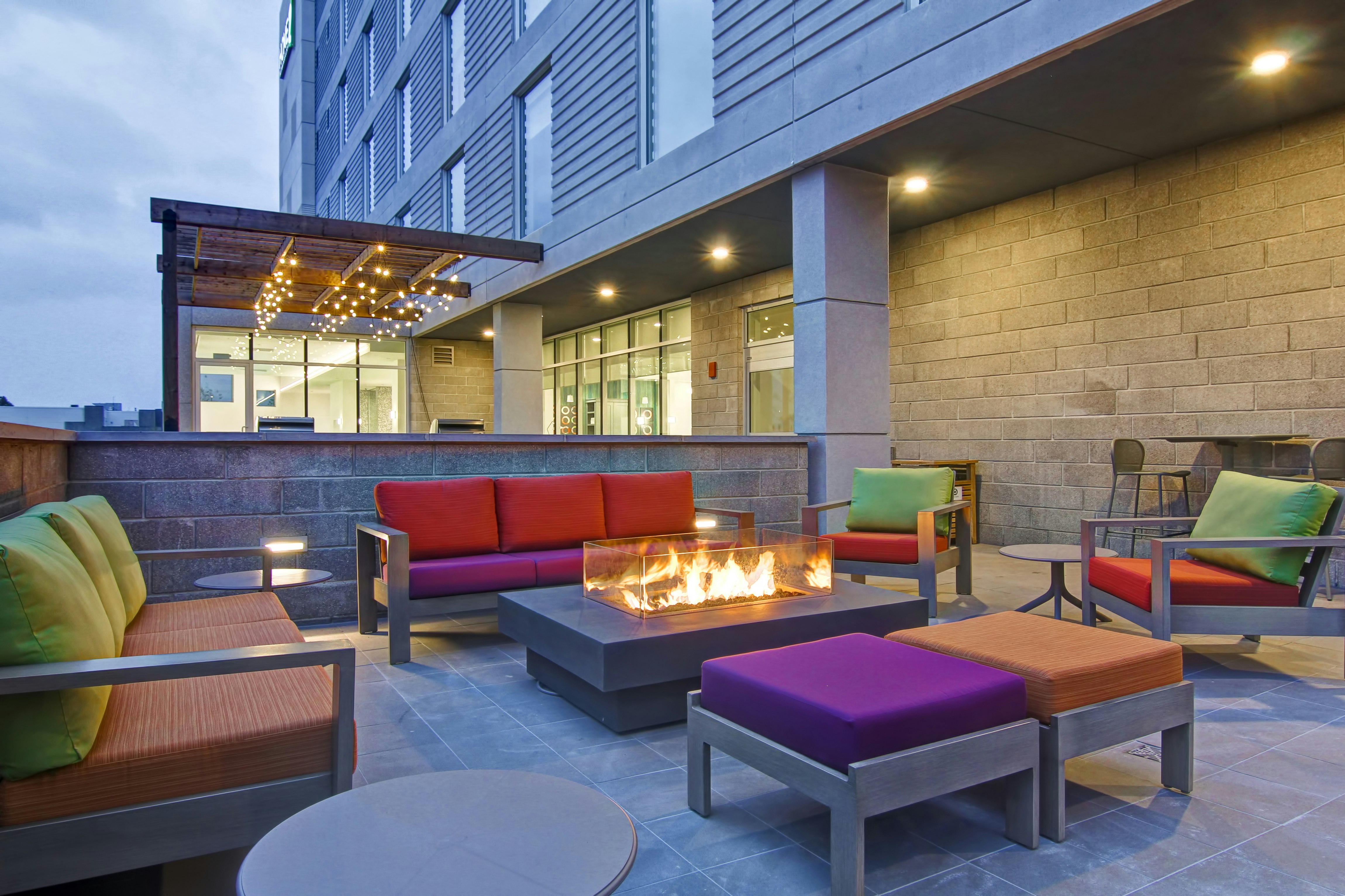 Home2 Suites By Hilton Montreal Dorval 36/68