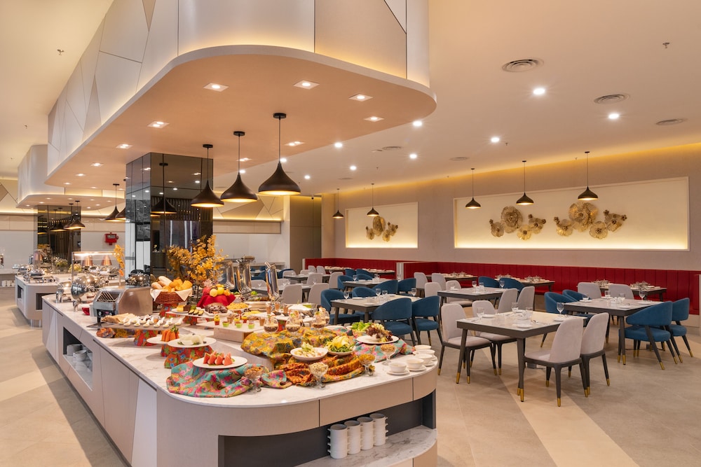 The Zenith Hotel Cameron 33/40