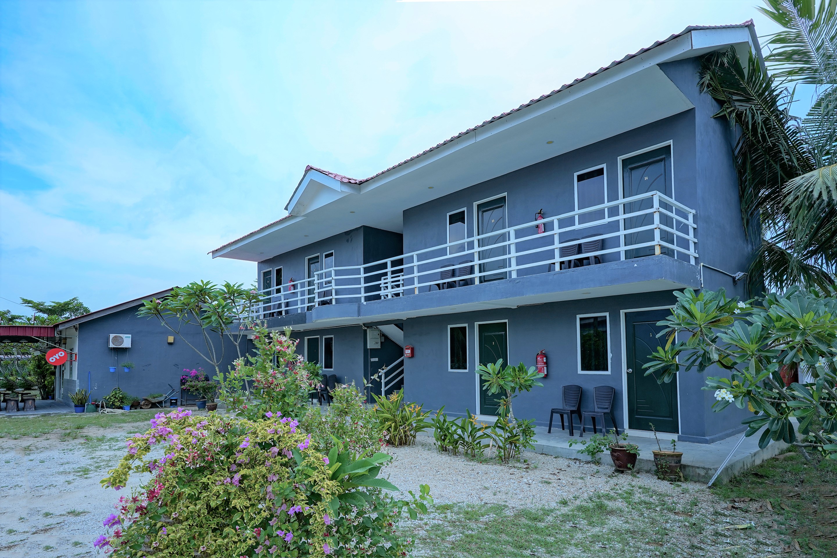 Mila Motel 2 3/31