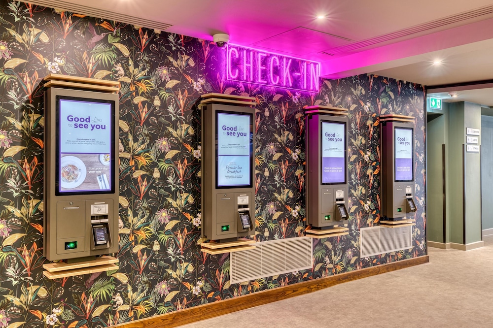 Premier Inn London Docklands (Excel) Hotel 29/44