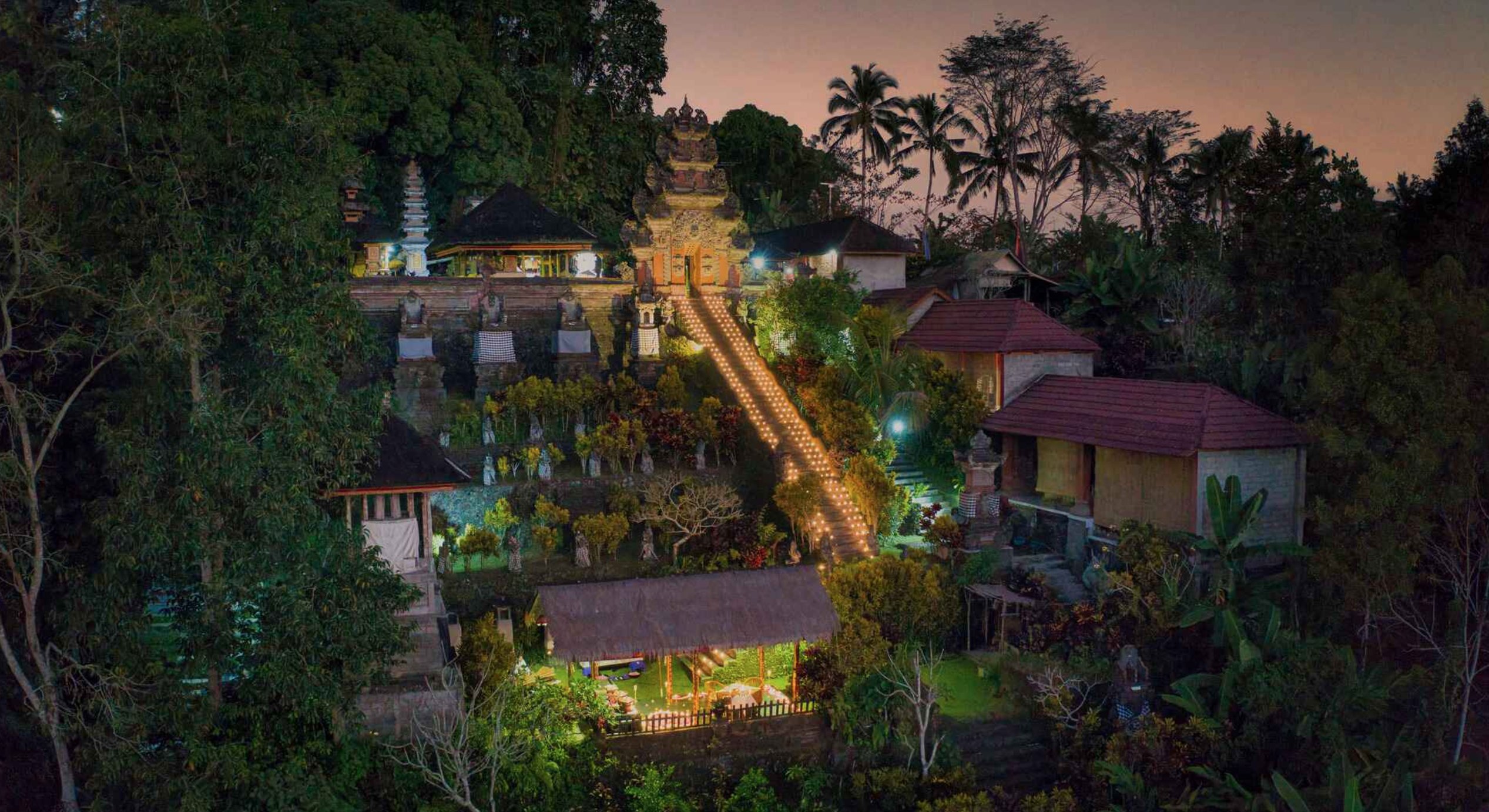 Hanging Gardens of Bali 46/47