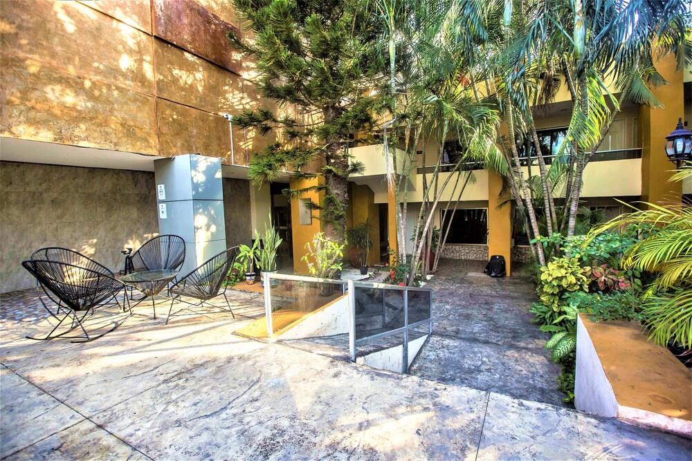 Hotel Plaza Mirador by Kavia 67/74