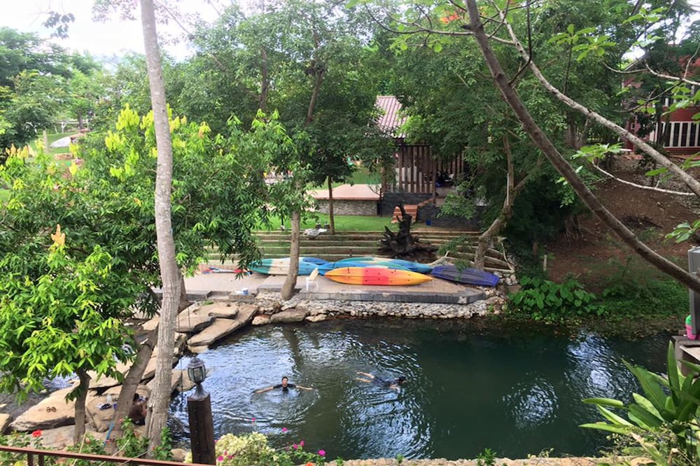 Khaoyai Kiri Thantip Resort 28/38