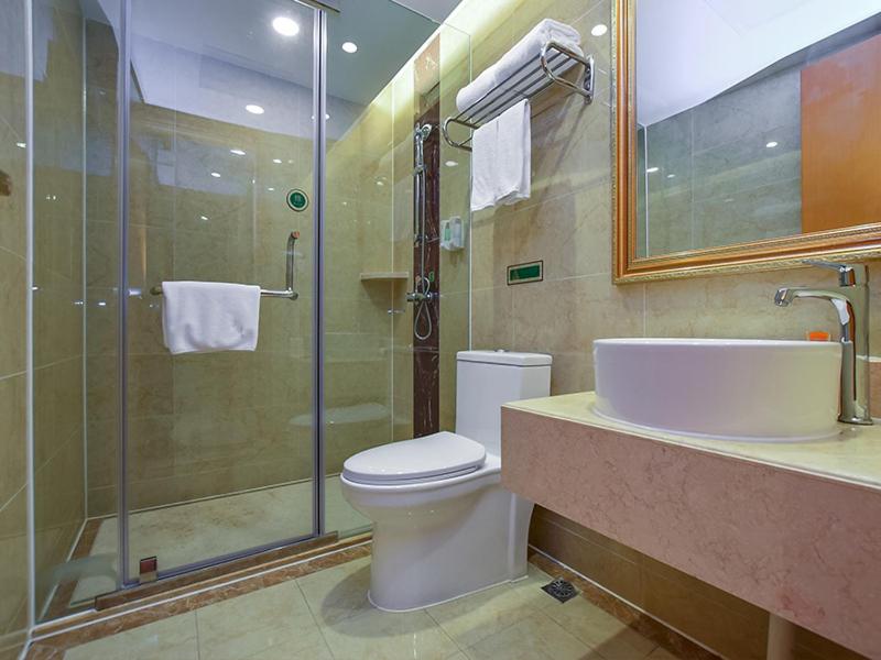 Vienna Hotel (Nanjing Olympic Sports Center) 26/26