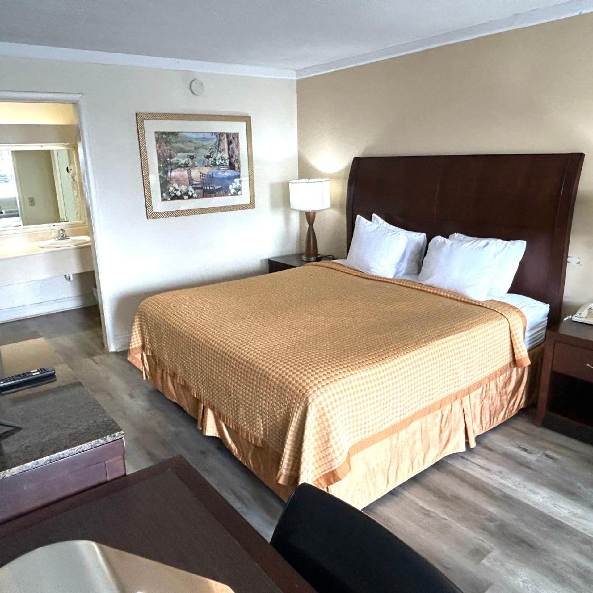 غرفة بسرير كينج، Relax Inn Perry 2/6
