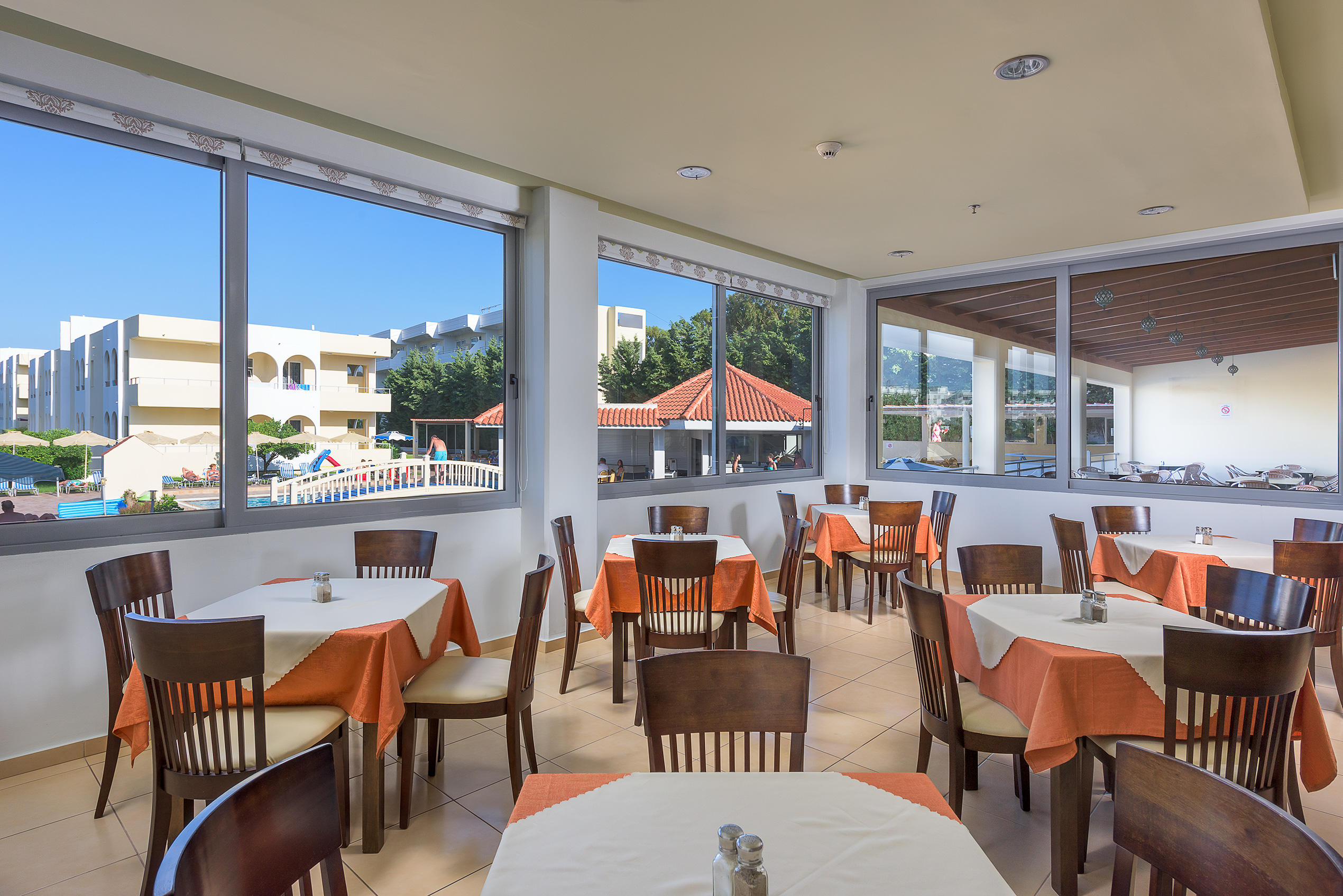 Memphis Beach Hotel 22/46