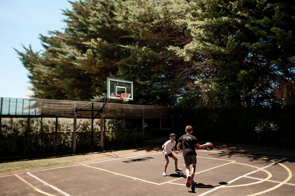 Port Fairy Holiday Park 24/48