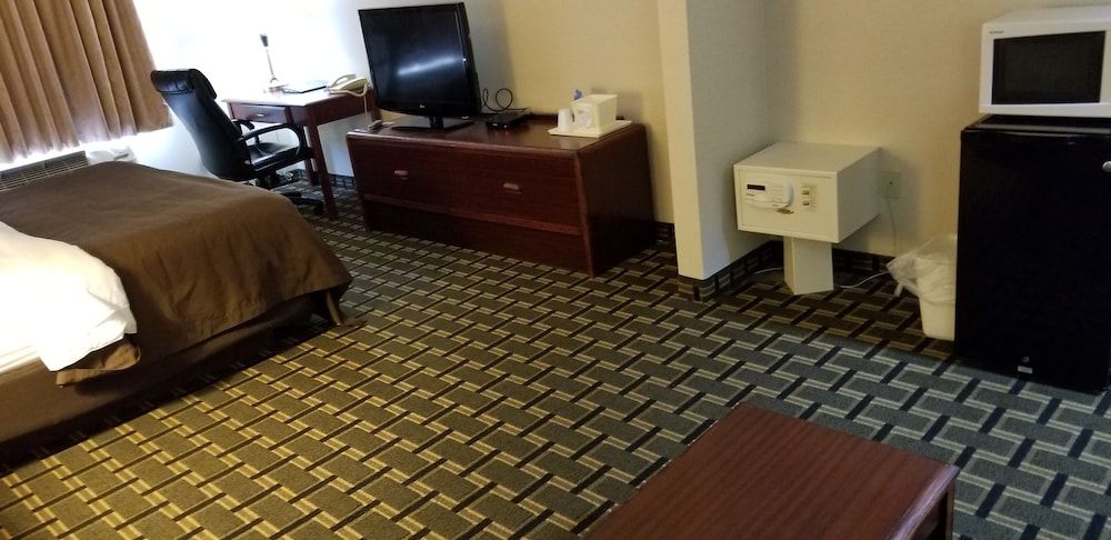 Fairbridge Inn & Suites Batavia - Darien Amusement Park 13/33