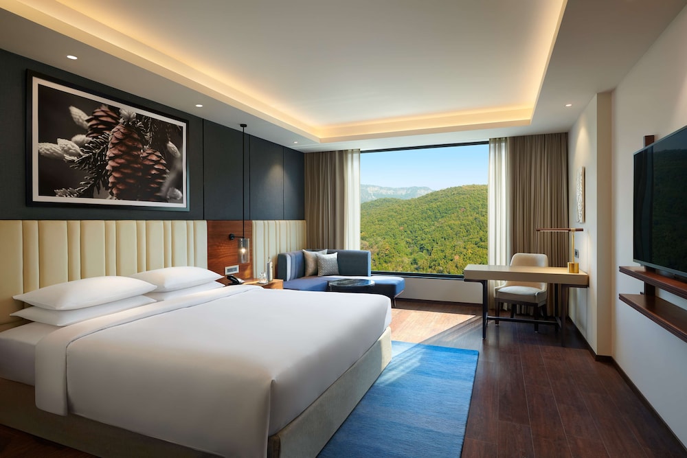 Hyatt Regency Dehradun Resort And Spa 7/25