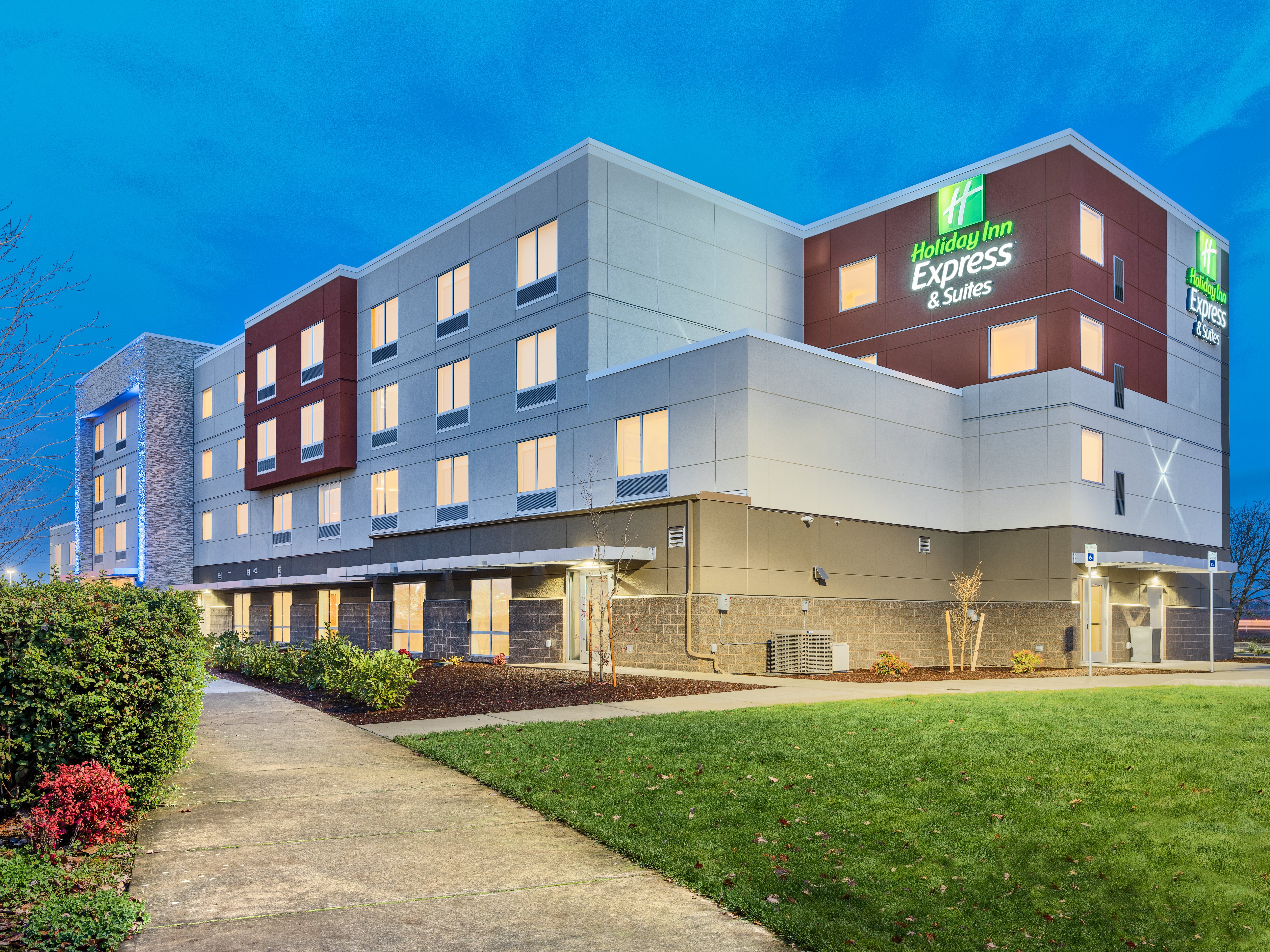 Holiday Inn Express and Suites Salem North - Keizer 5/71