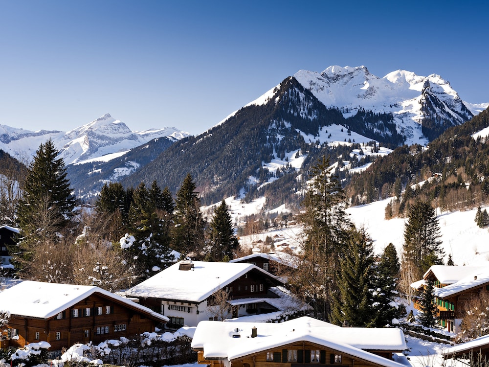 The Park Gstaad, Four Seasons Hotel 47/50