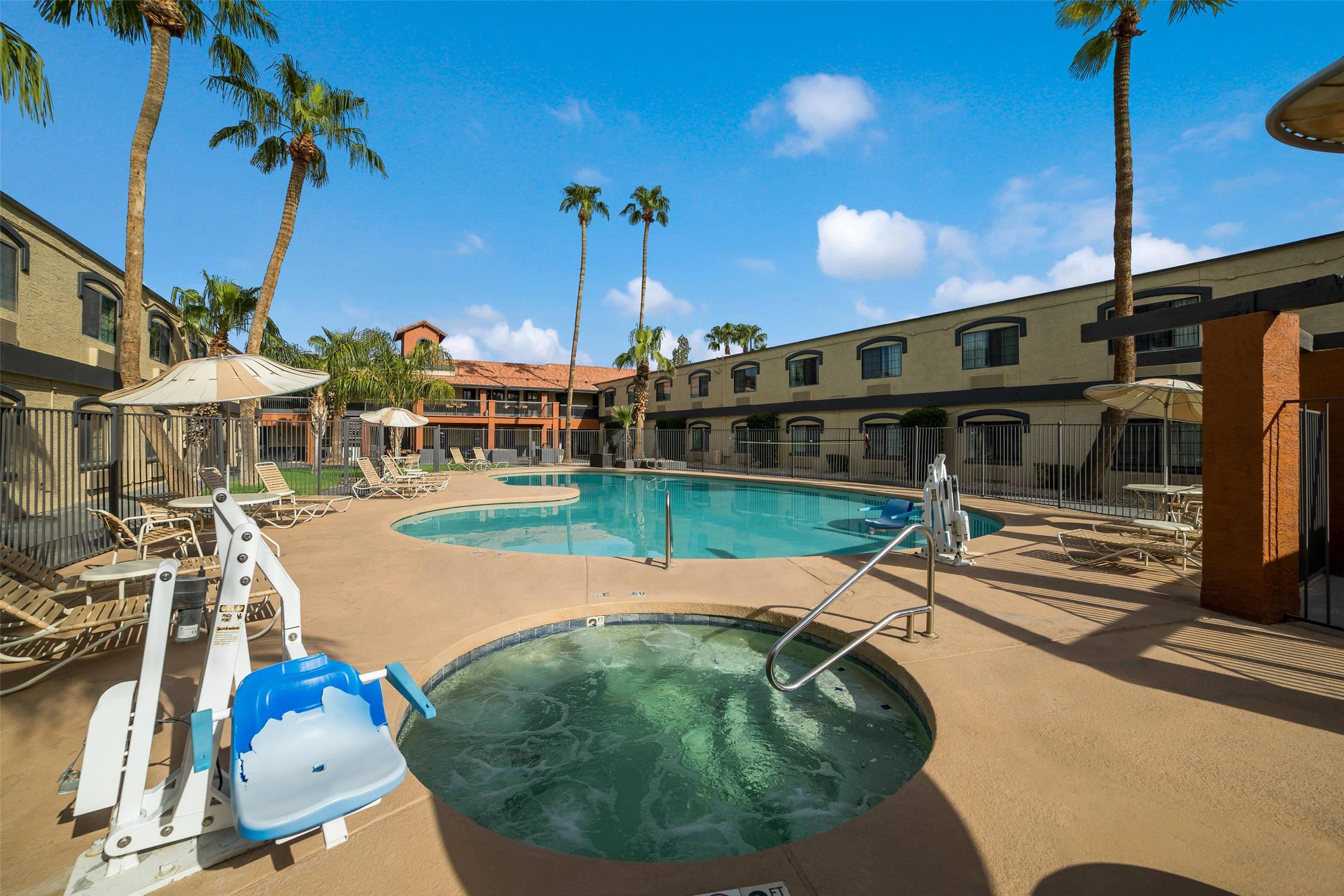 Quality Inn & Suites Goodyear - Phoenix West 41/42