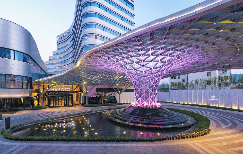Sheraton Pujiang 34/40