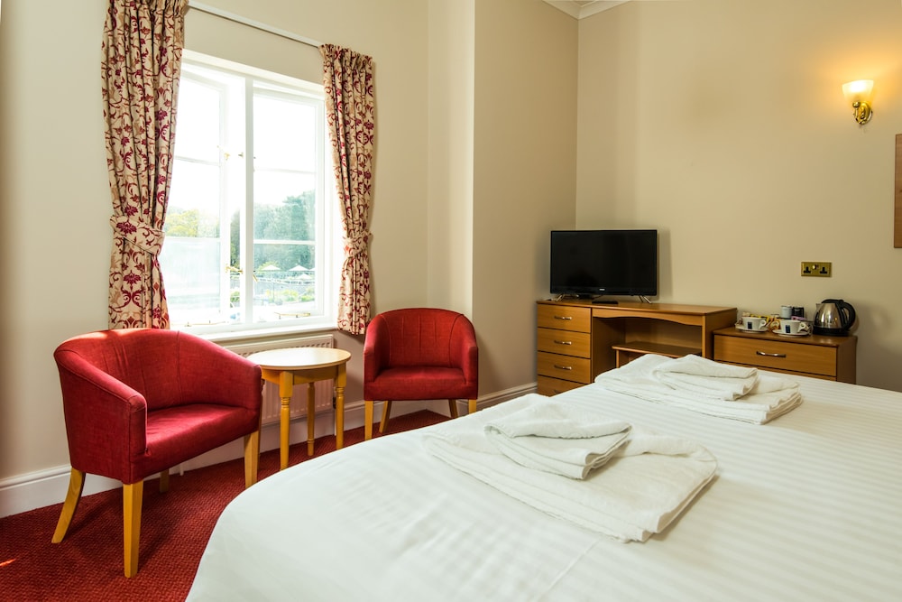 Cliffden Hotel 27/66