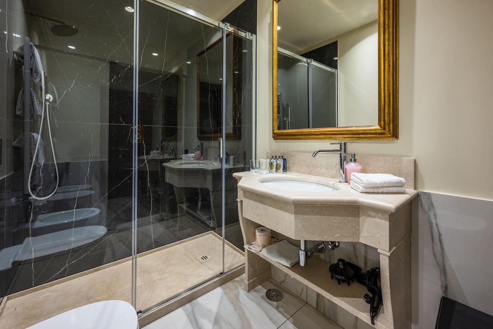غرفة سوبيريور بسرير مزدوج، Palazzo Bembo 5/5