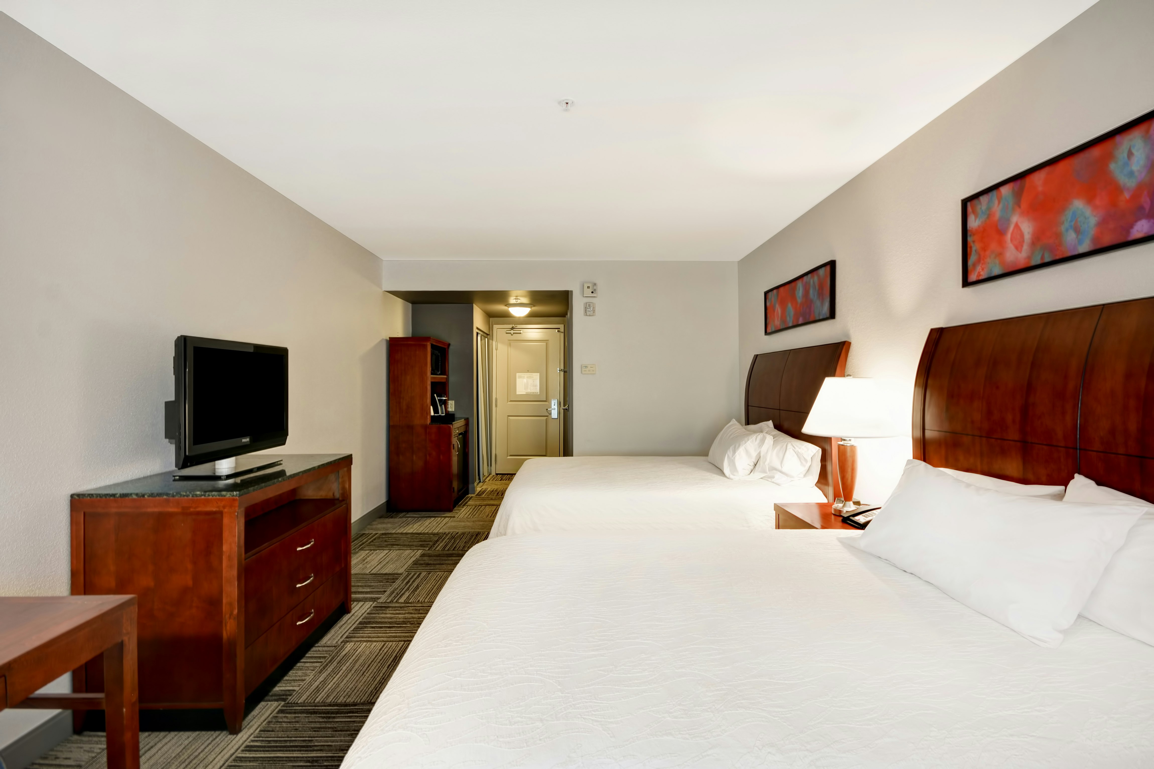 Room, 2 Queen Beds, Bathtub, Accessible