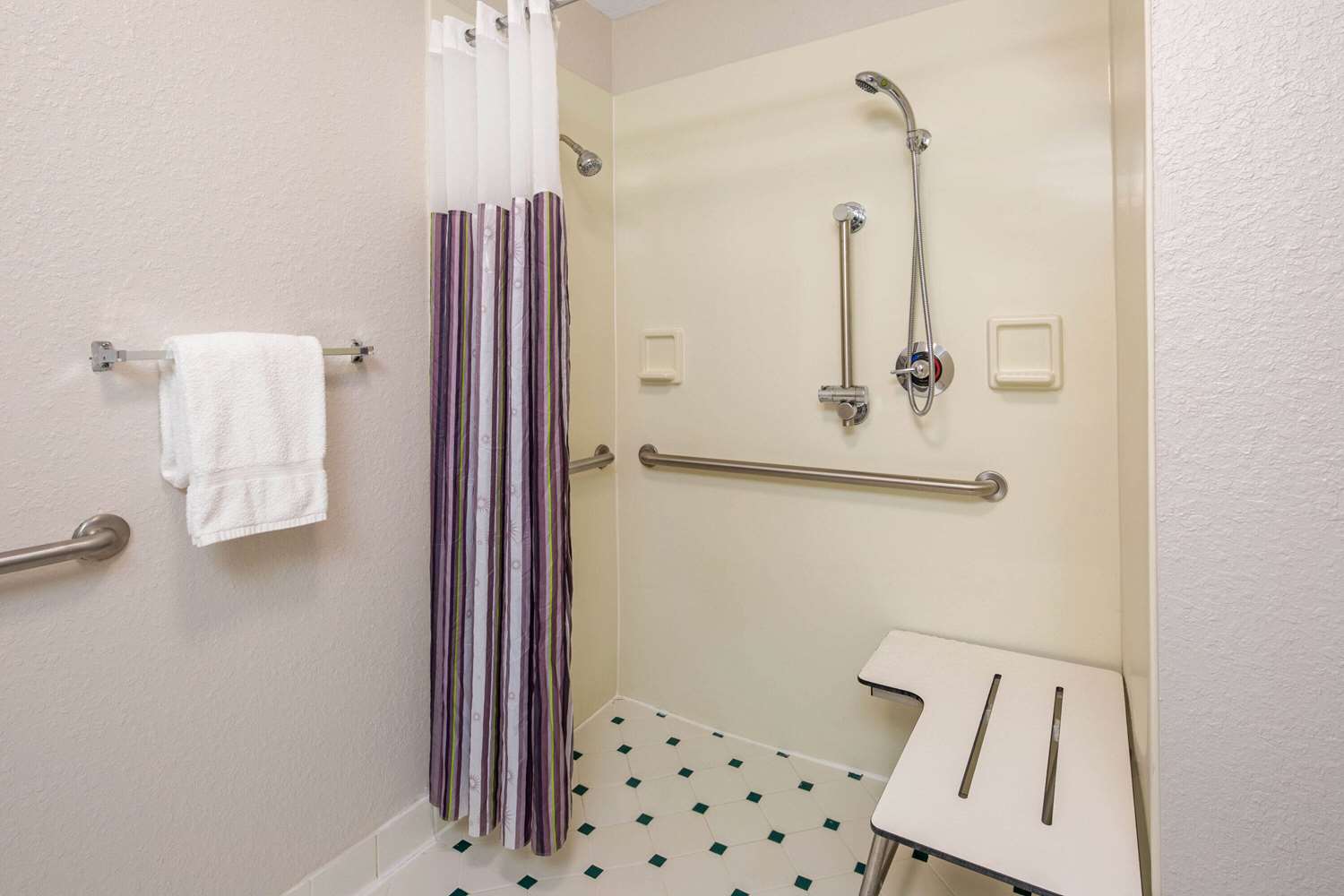 La Quinta Inn & Suites by Wyndham Ft. Lauderdale Plantation 23/24