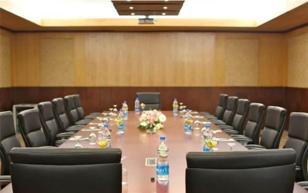 Savoy Suites Manesar 52/59
