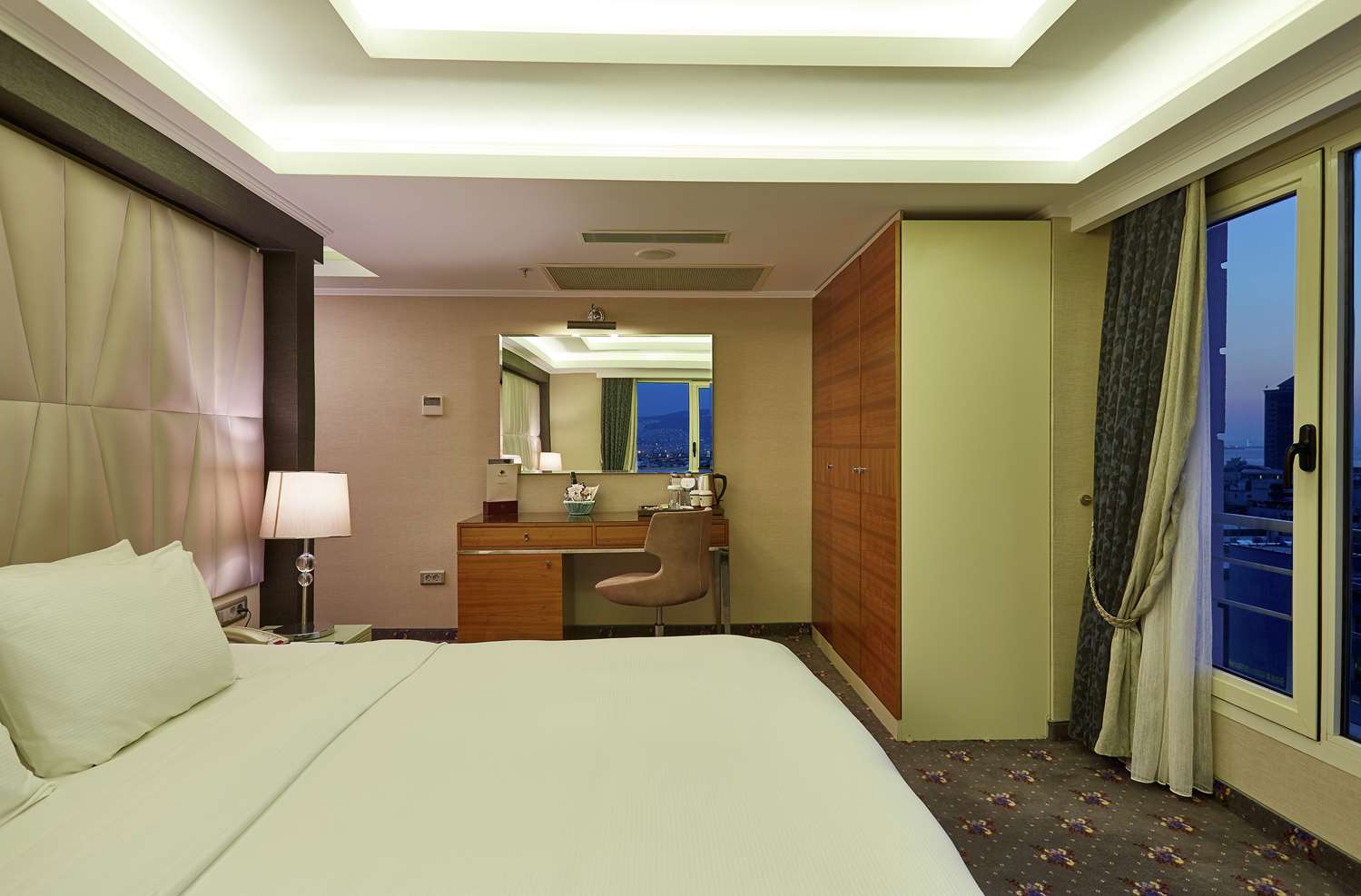 Doubletree By Hilton Hotel Izmir Alsancak 23/58