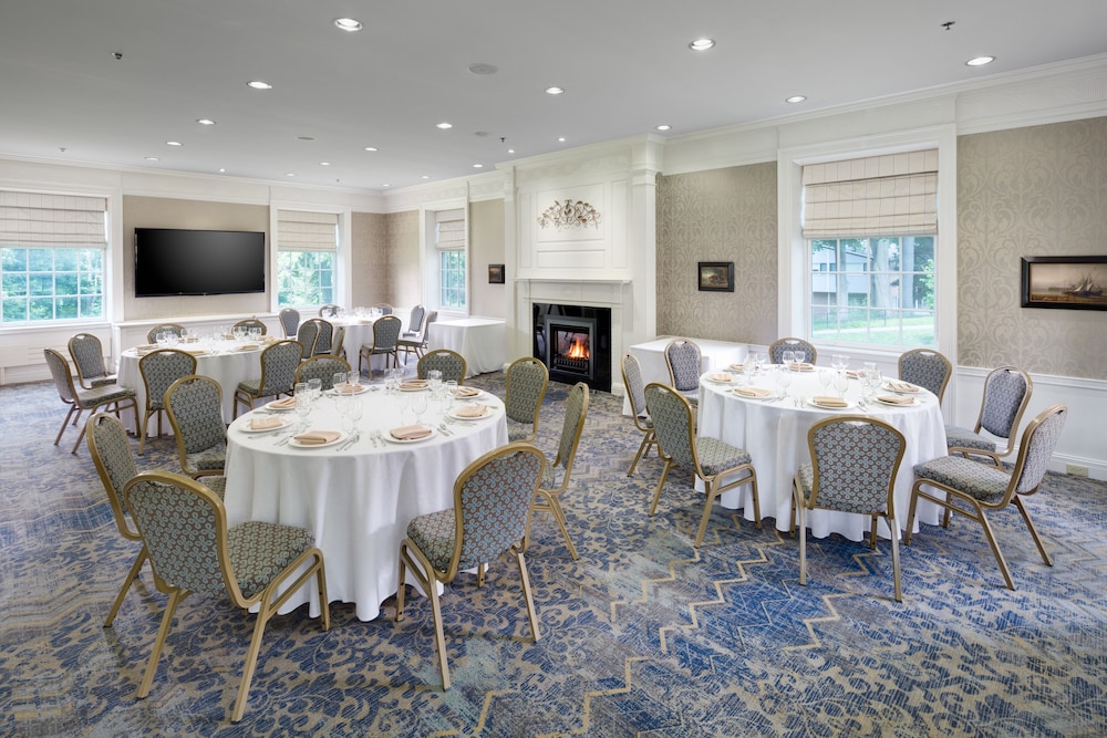 Andover Inn 34/39