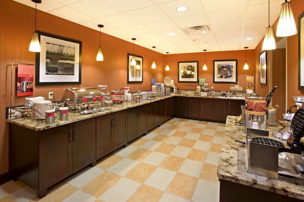 Hampton Inn Marietta 51/58