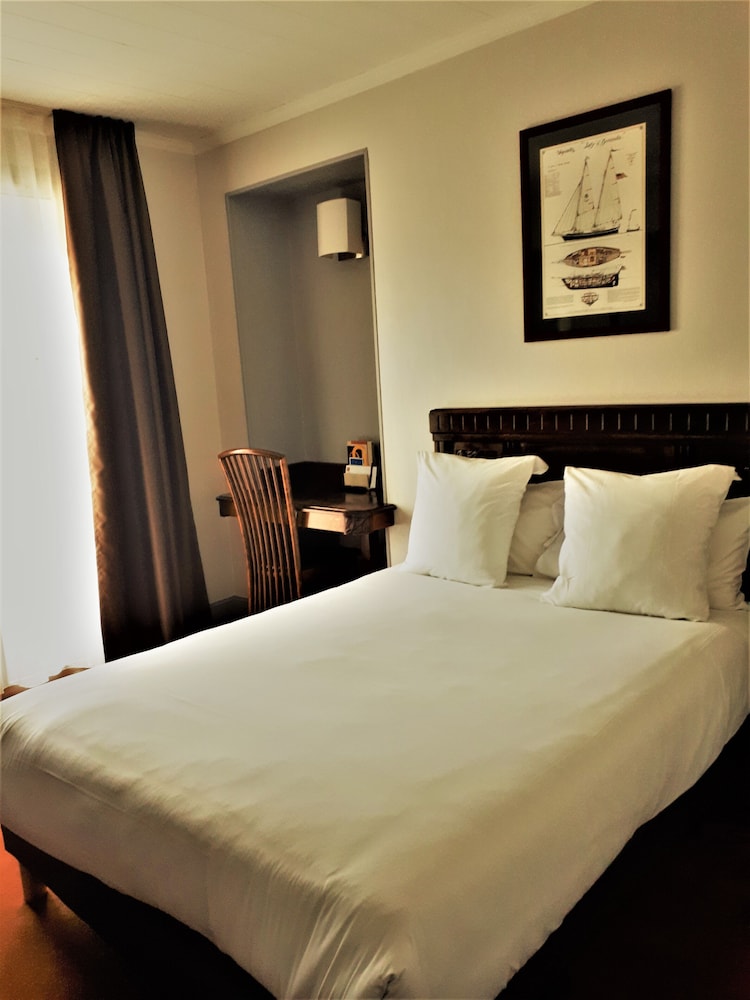 Hotel de Gramont Pau 14/62