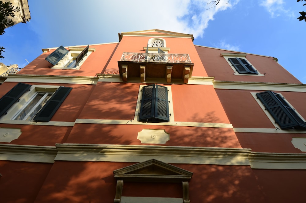 Siora Vittoria Boutique Hotel 3/48