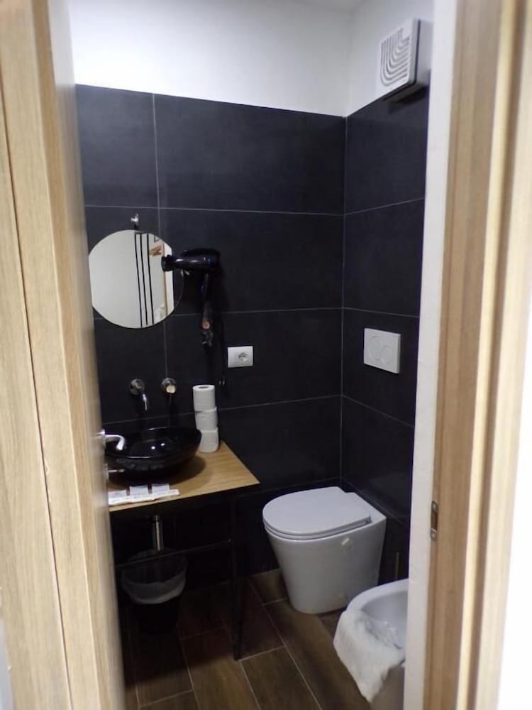 Hotel Nord Est 15/18