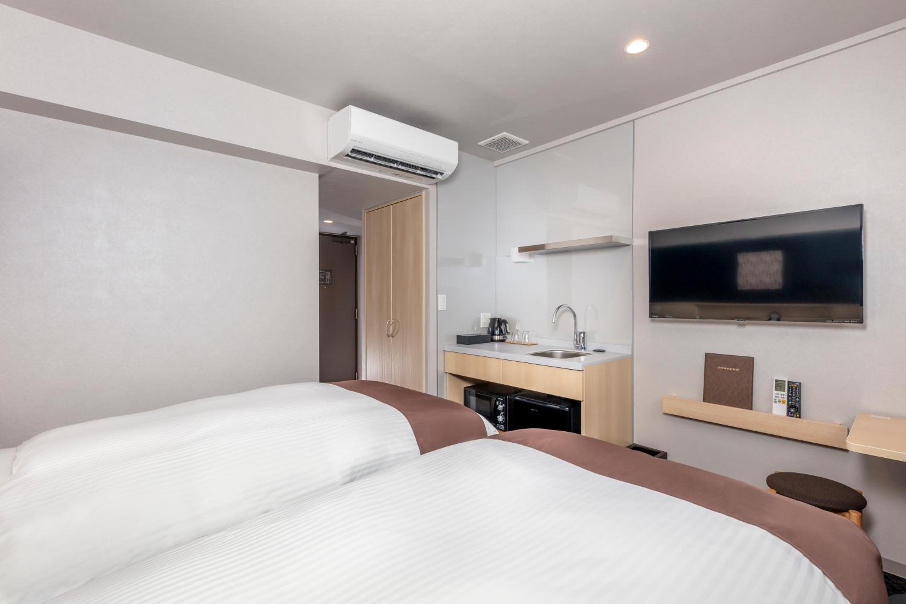 STANDARD, TWIN BEDS