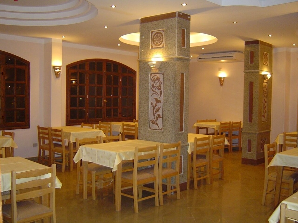 Oricana Hotel 12/19