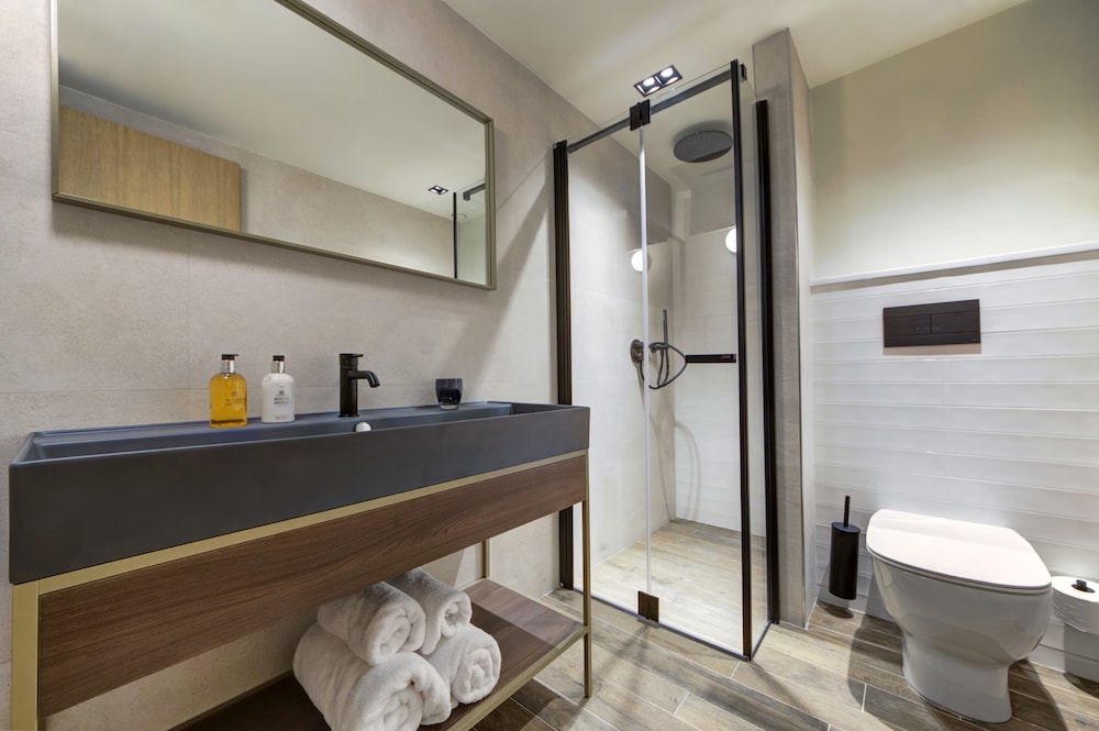 غرفة كلاسيكية بسرير مزدوج، Land's End Boutique Hotel 4/5