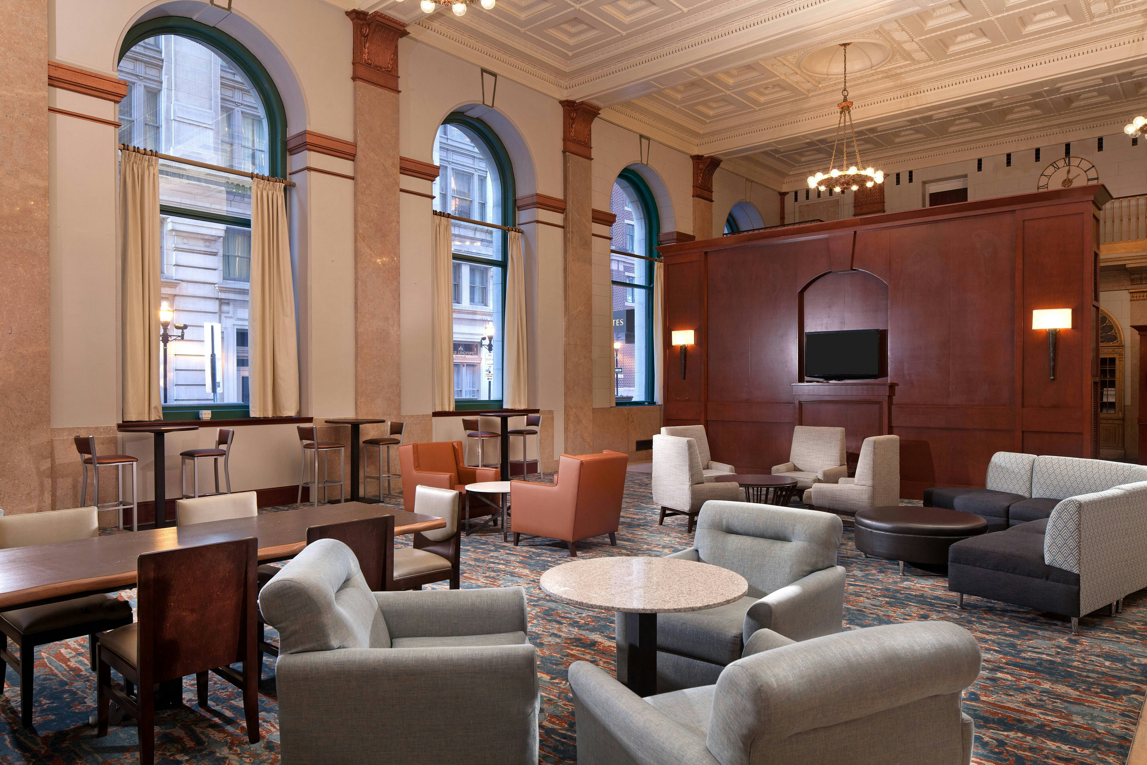 SPRINGHILL SUITES MARRIOTT BALTIMORE DOWNTOWN/INNER HARBOR 25/36