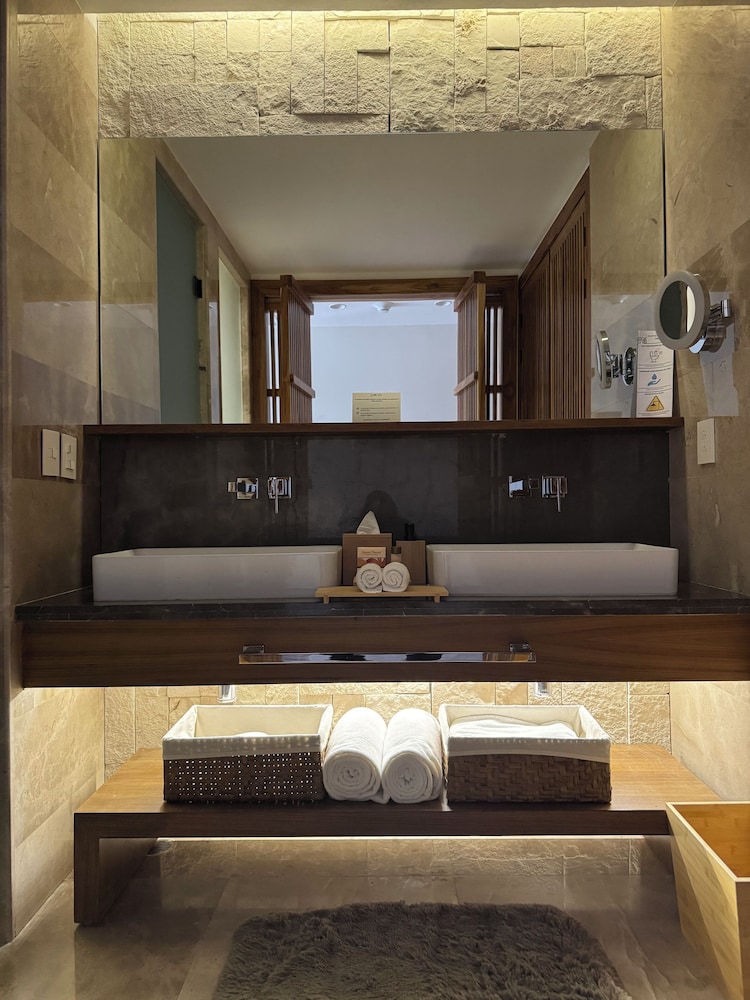 Hotel Mundo Maya Palenque 10/50