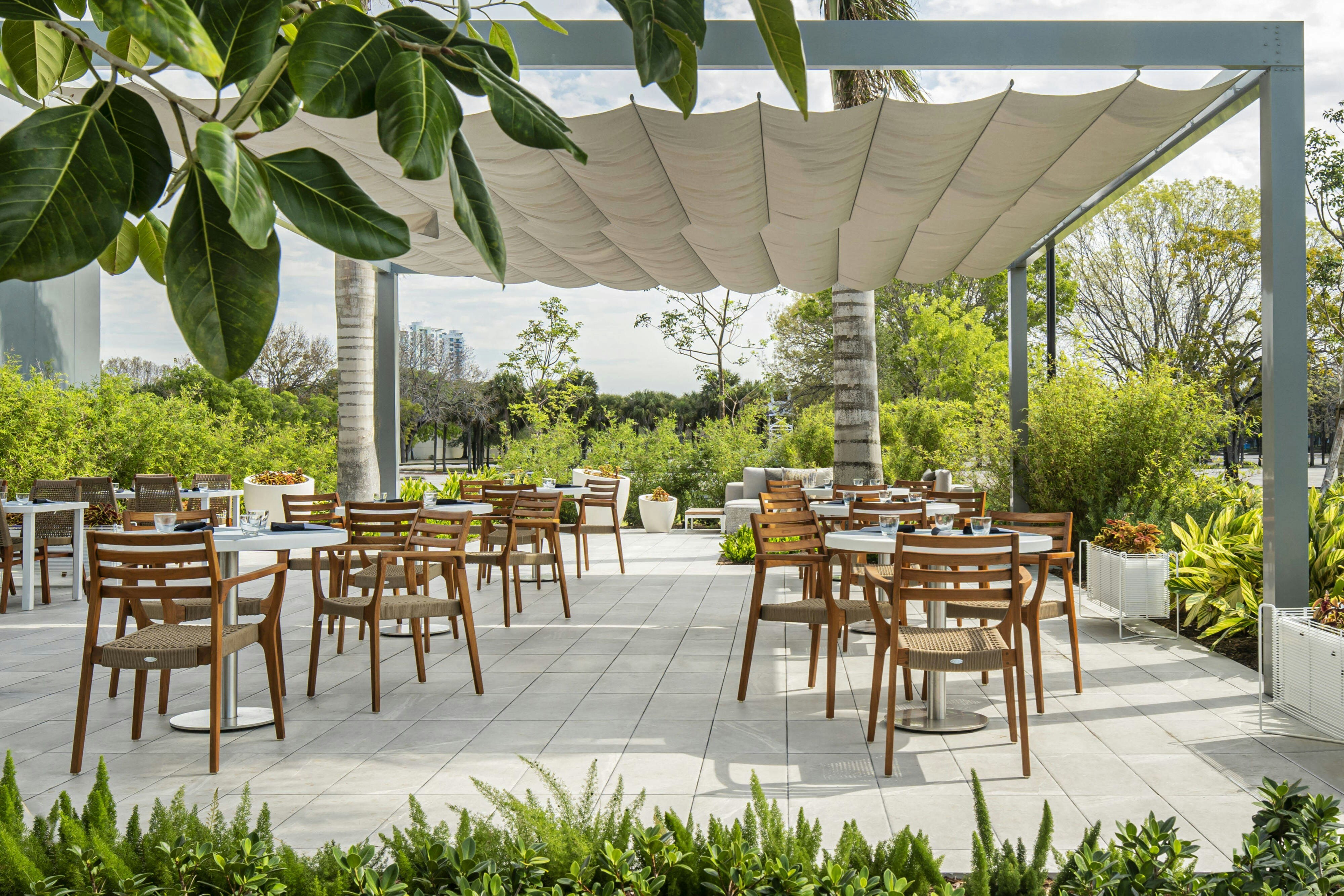 AC Hotel by Marriott Fort Lauderdale Sawgrass Mills/Sunrise 38/54