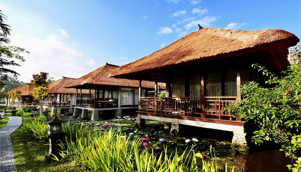 Santi Mandala Villa And Spa 7/140
