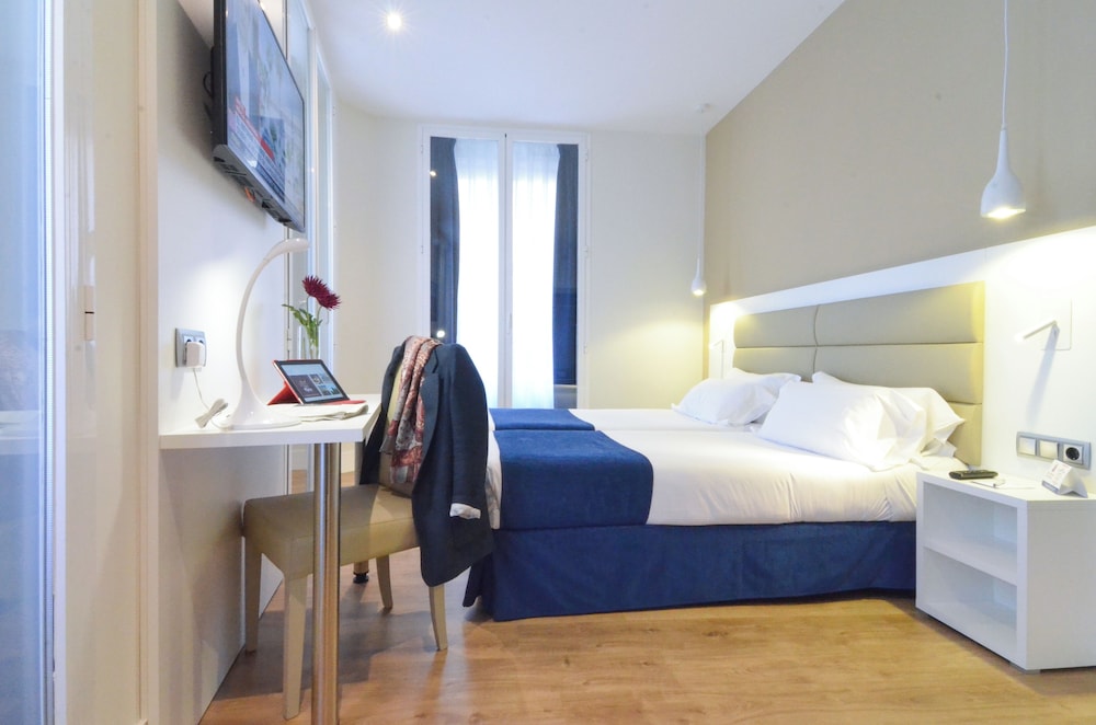 Hotel Miau 16/36