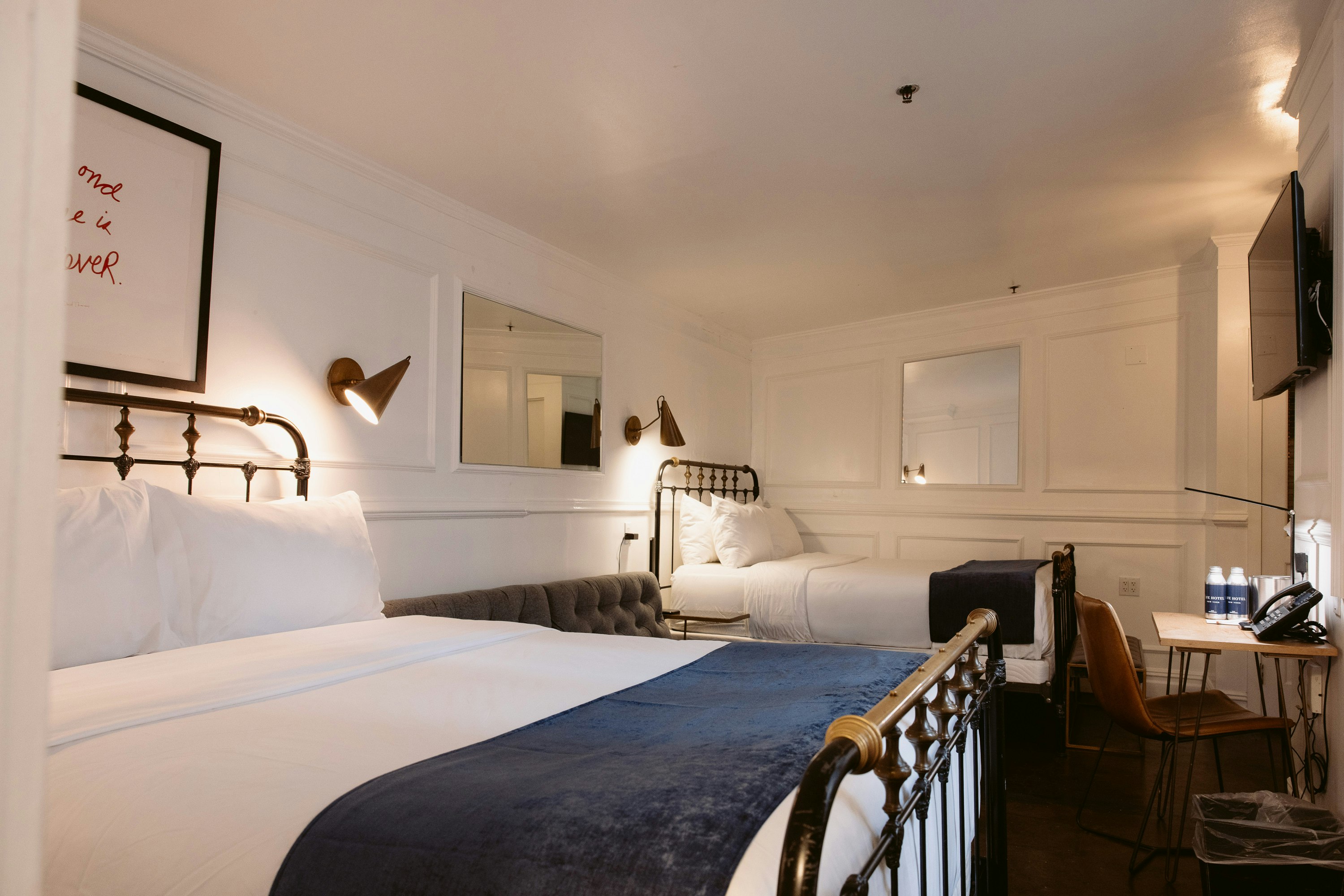Empire, Studio, 2 Queen Beds, Terrace