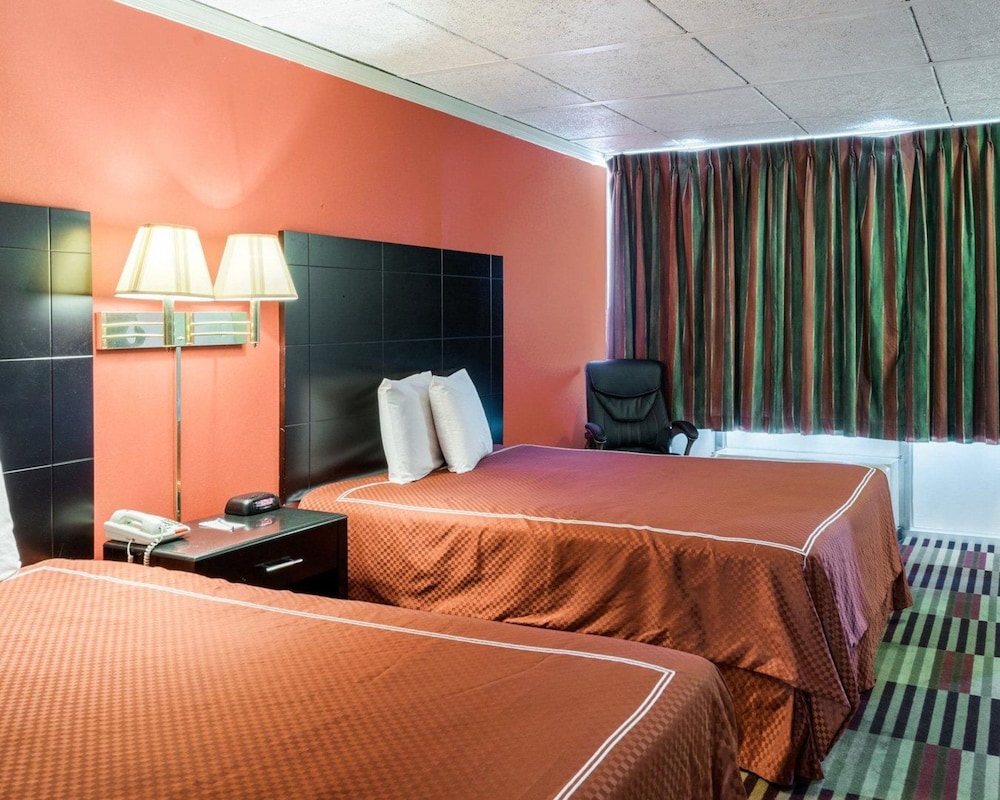 Rodeway Inn Newark - University Area 11/24
